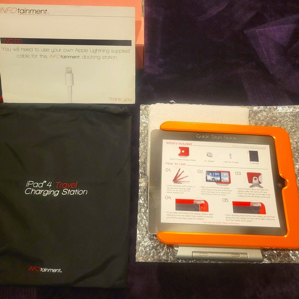 iPad 4 Travel Charging Station